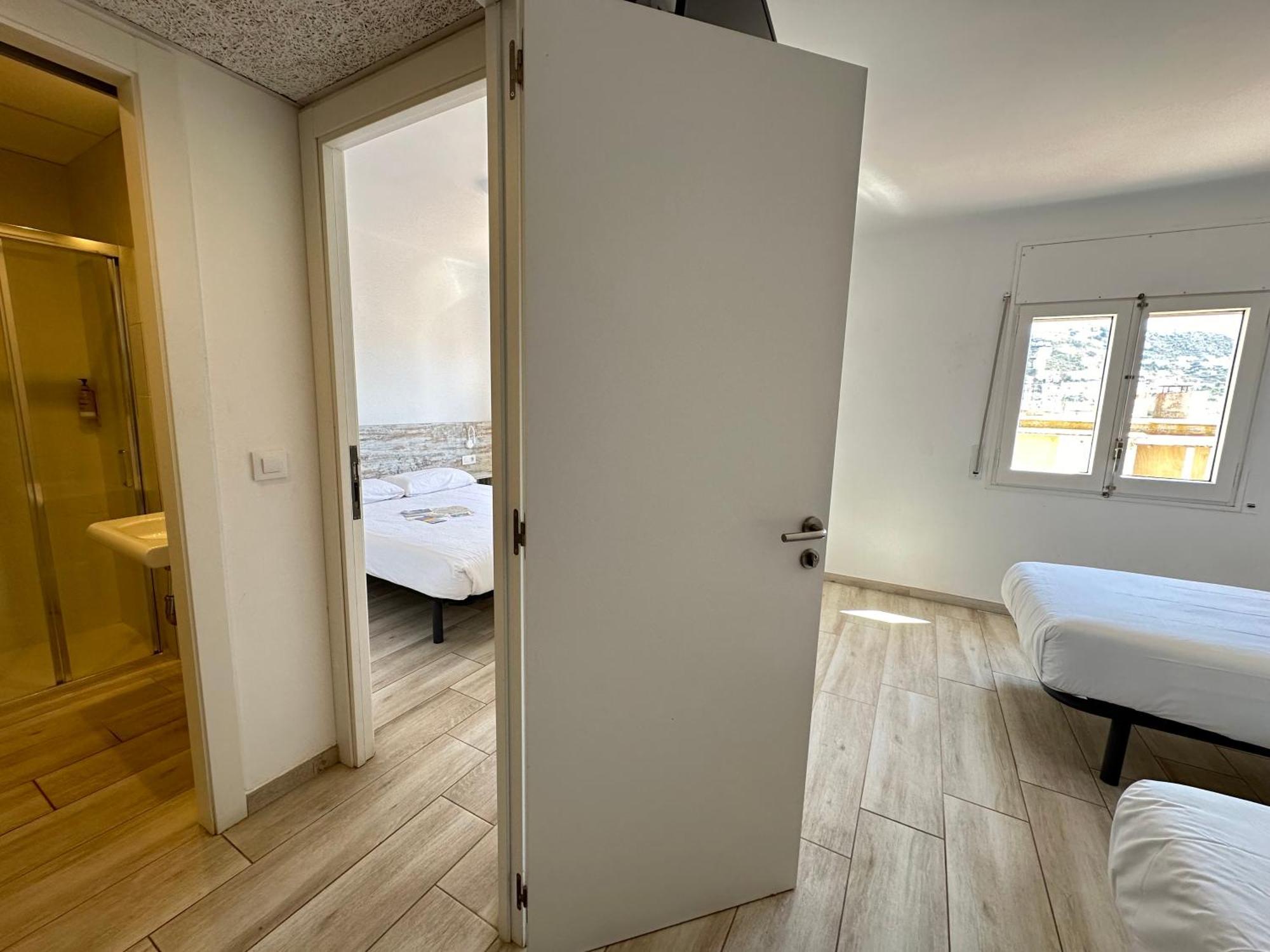 Agi Gloria Rooms Roses Exterior foto