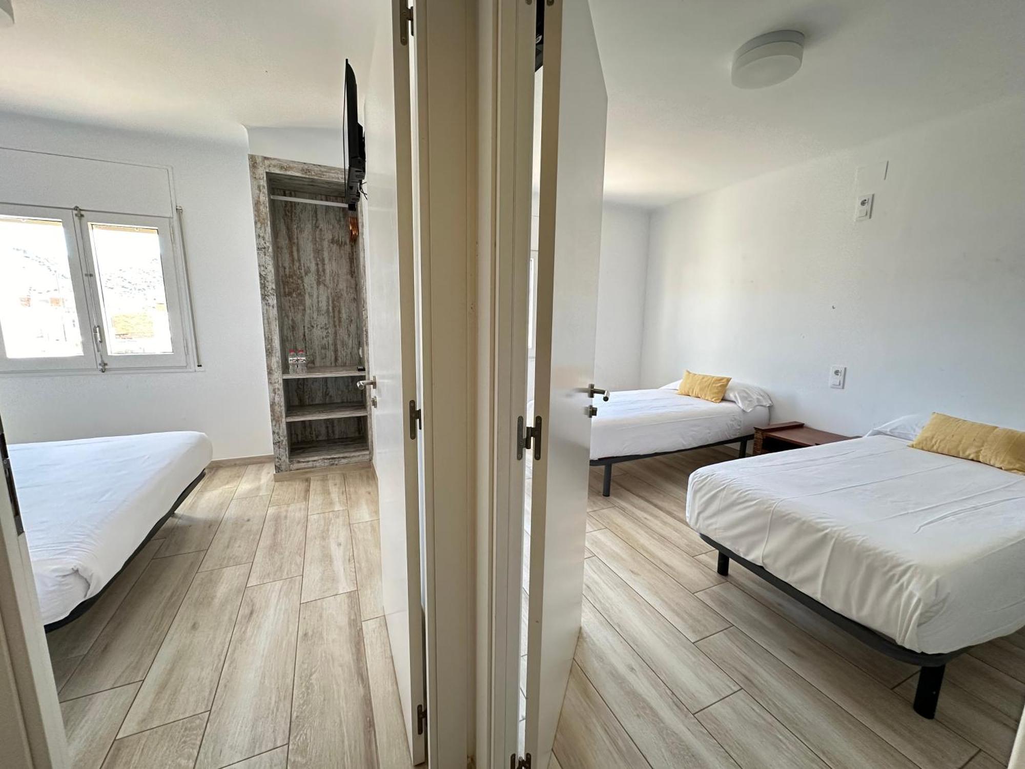 Agi Gloria Rooms Roses Exterior foto